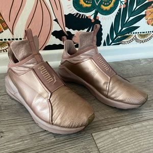 Puma Defy Metallic Sneakers